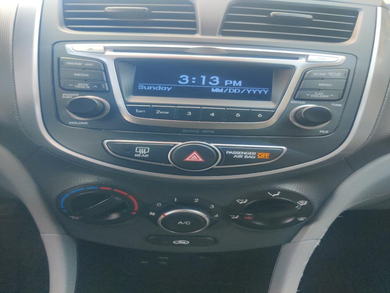 Hyundai Accent Sport 5-Door 6A 2015