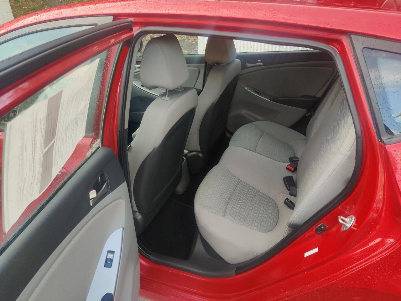 Hyundai Accent Sport 5-Door 6A 2015