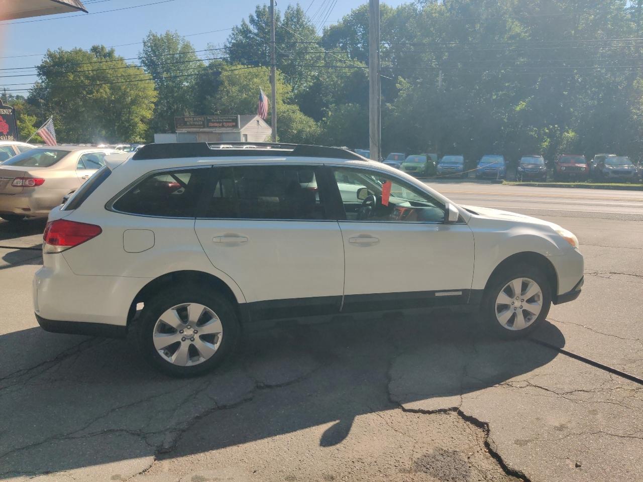 Subaru Outback 2.5i Premium 2012