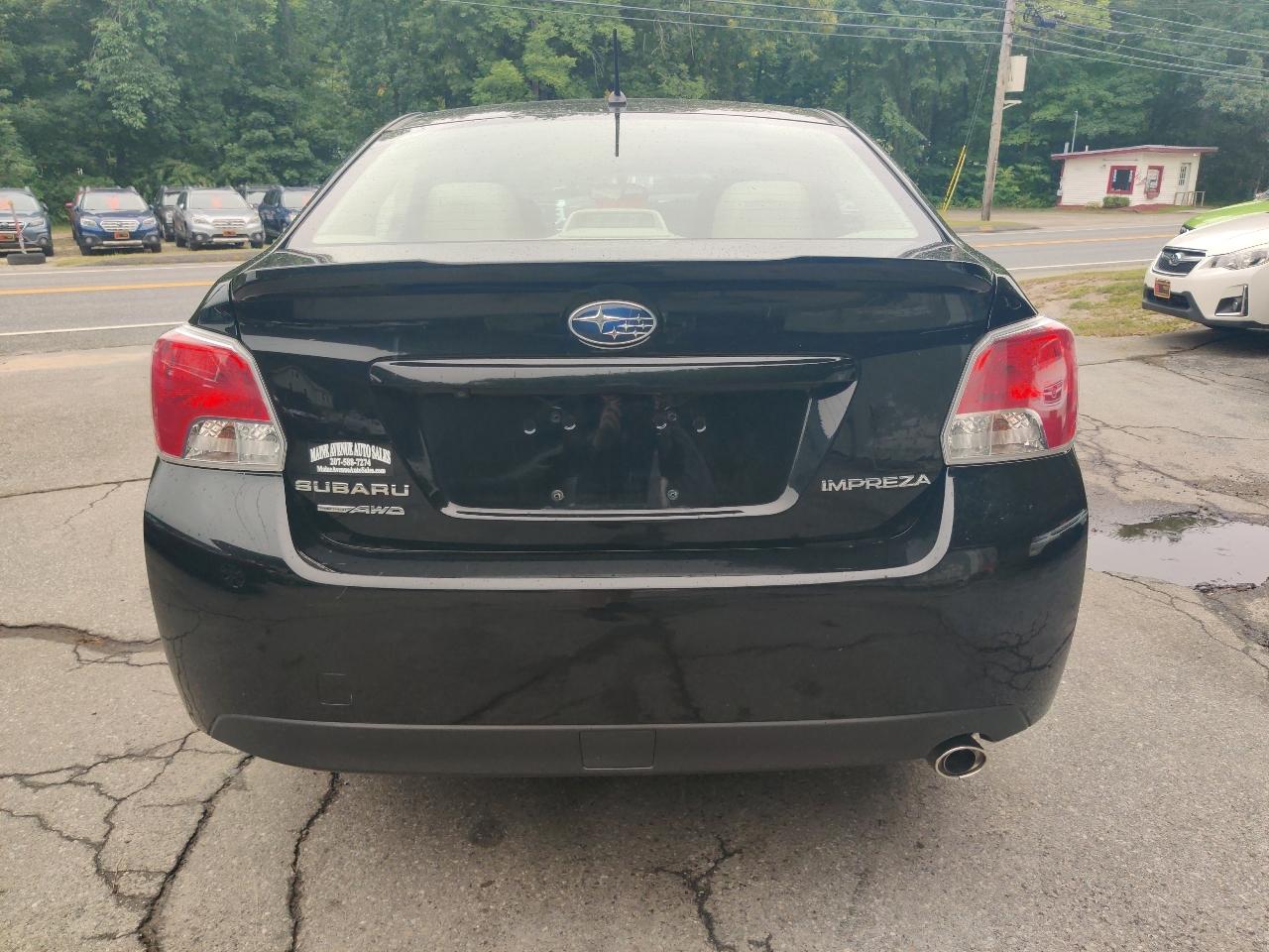 Subaru Impreza 2.0i PZEV CVT 4-Door 2015