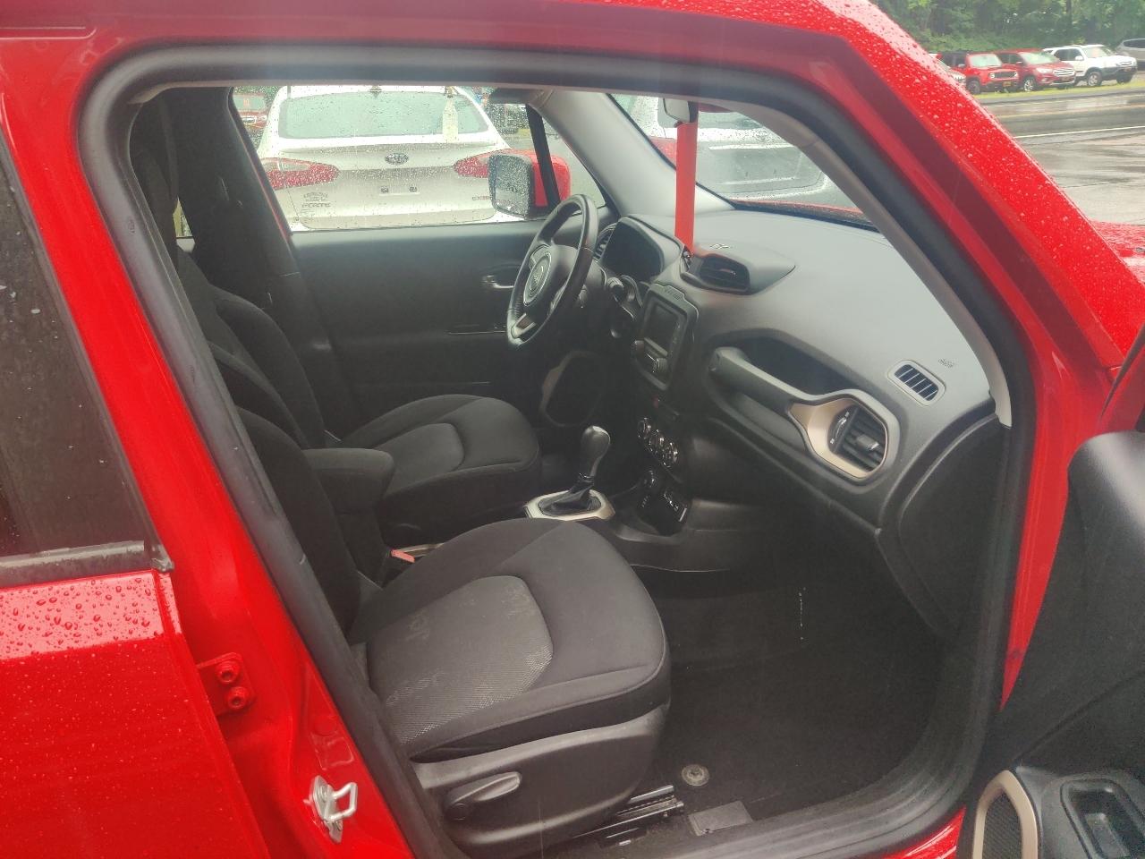 Jeep Renegade Latitude 4WD 2016