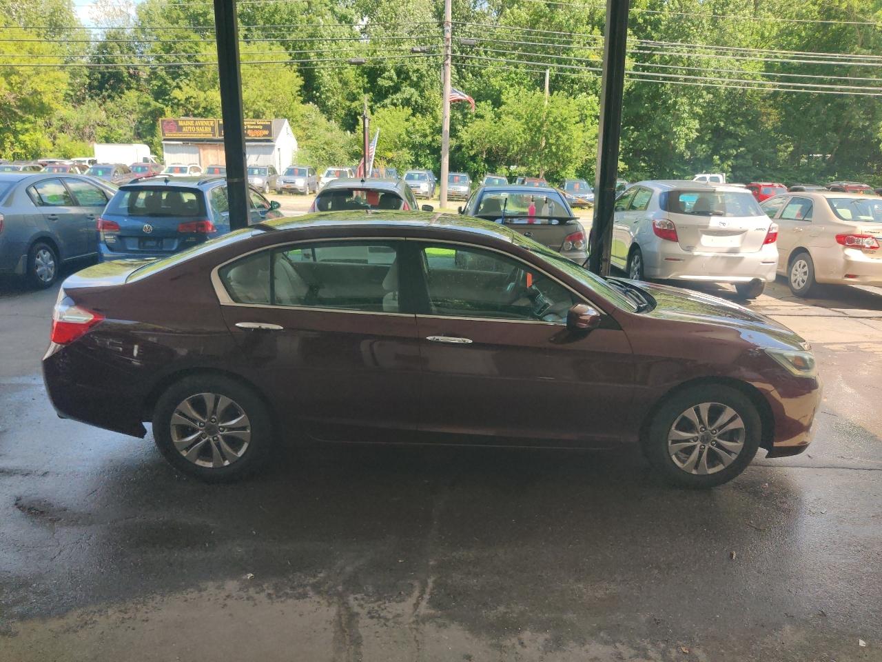 Honda Accord LX Sedan CVT 2013