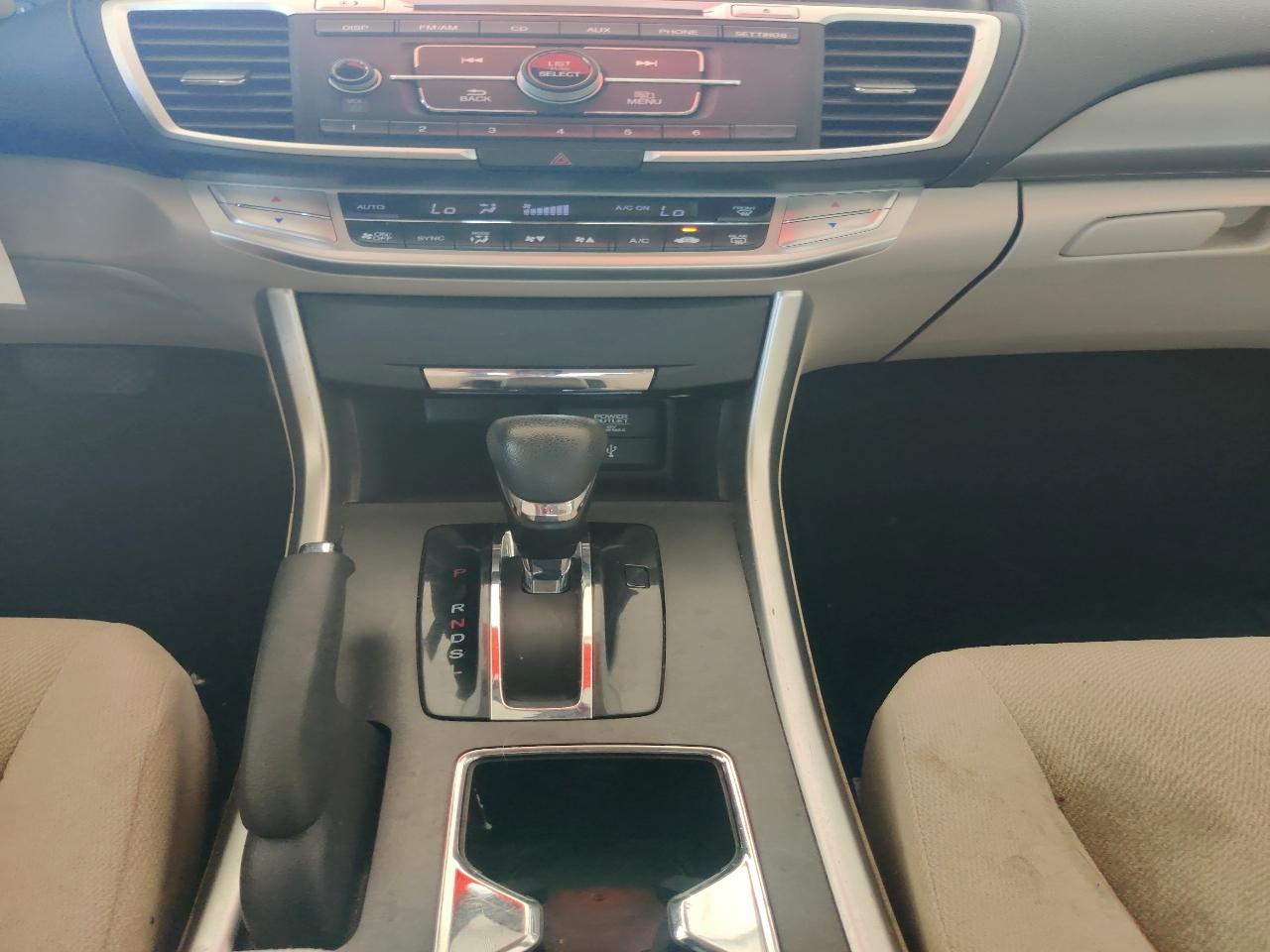 Honda Accord LX Sedan CVT 2013