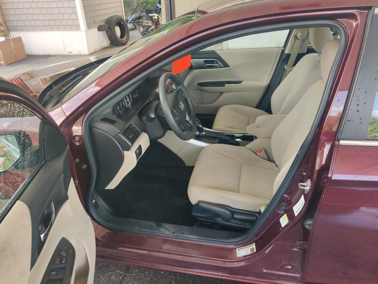Honda Accord LX Sedan CVT 2013