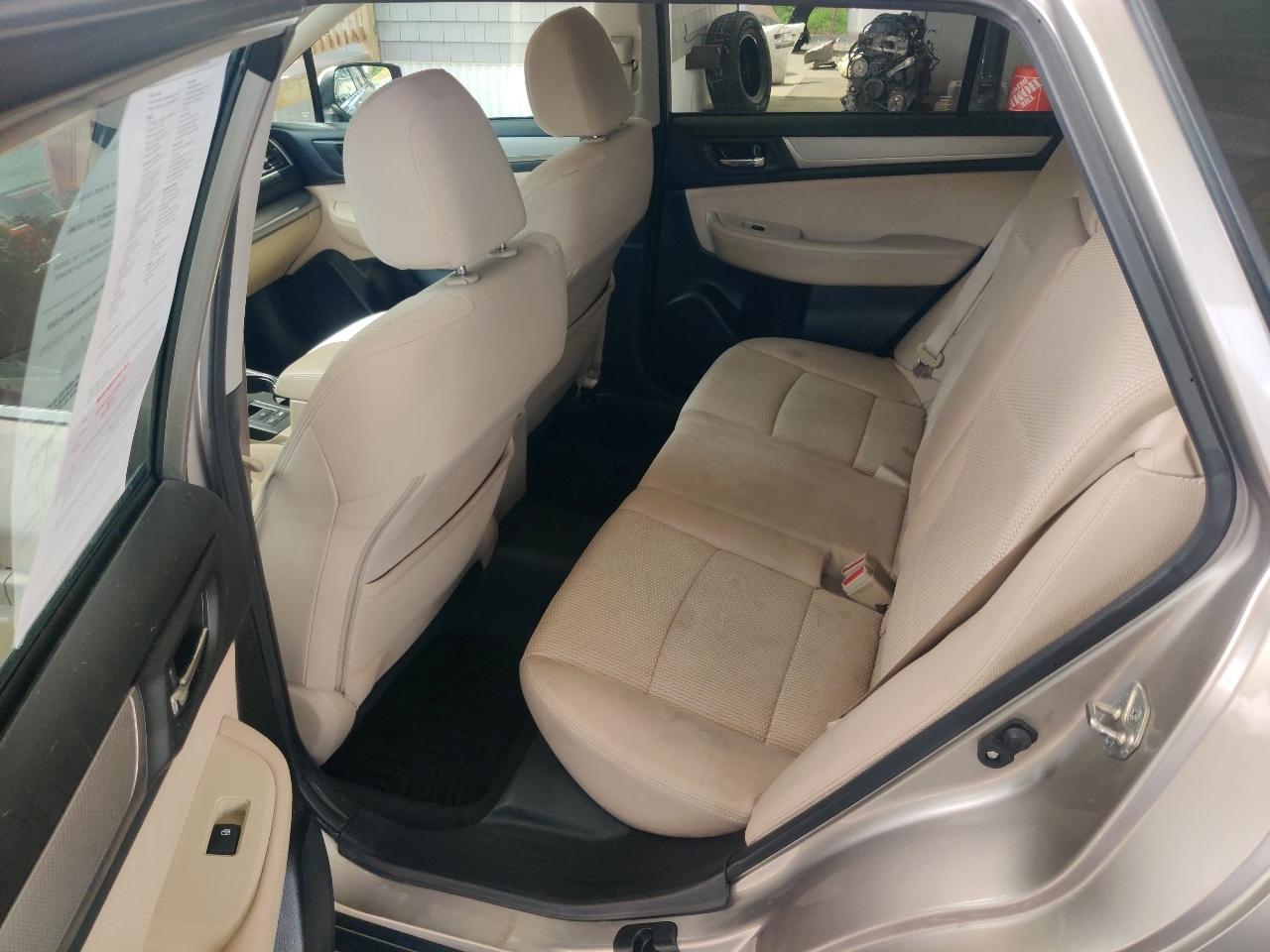 Subaru Outback 2.5i Premium 2017