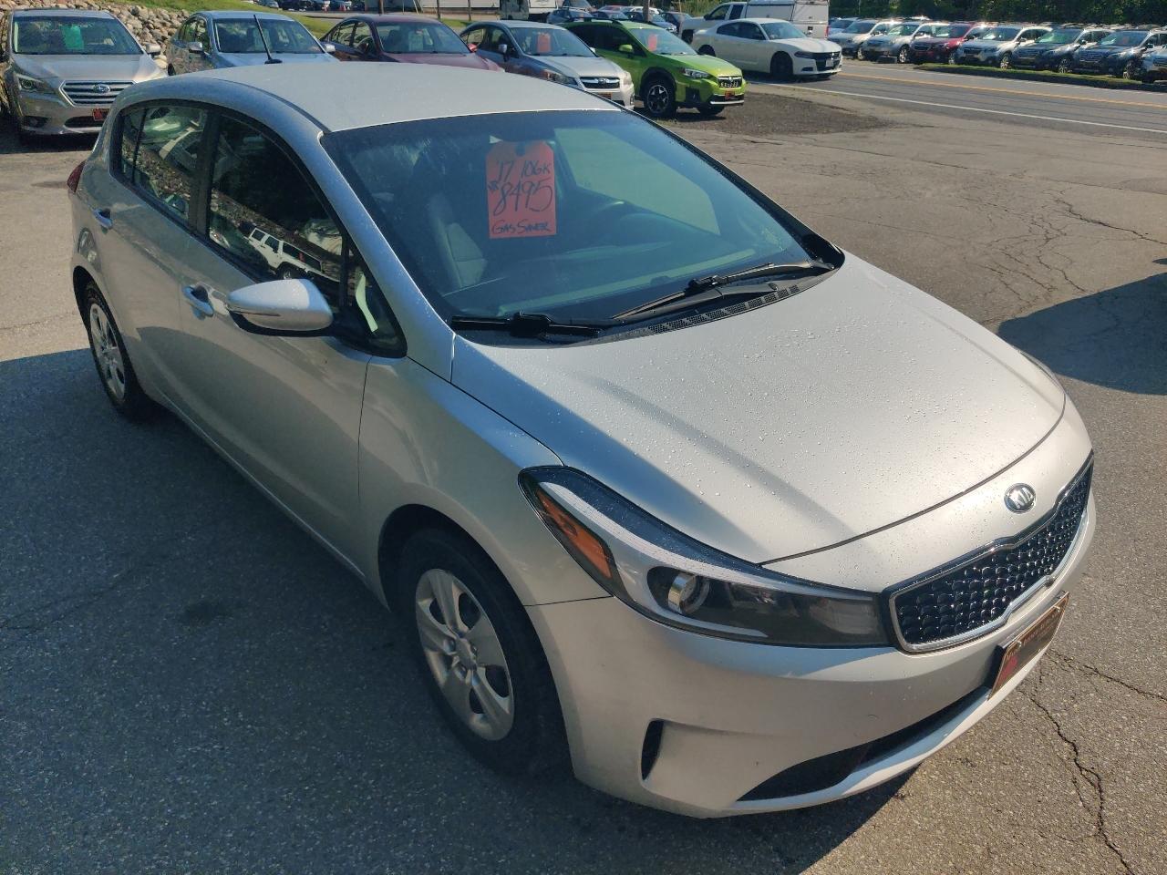 Kia Forte 5-Door LX 2017