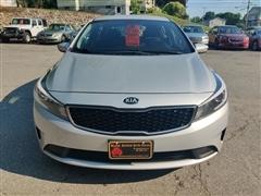 2017 Kia Forte 5-Door 