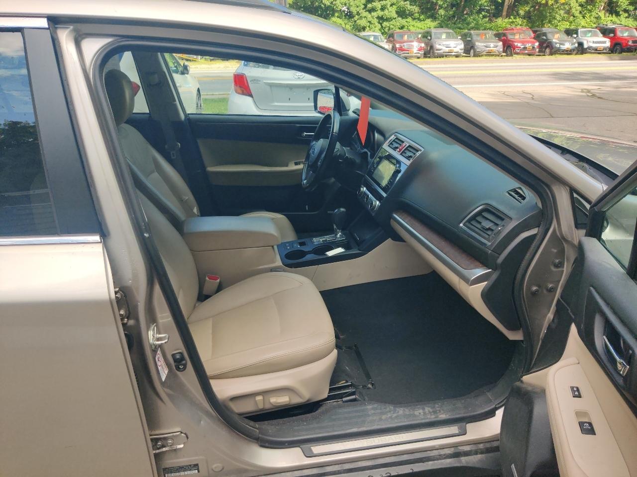 Subaru Outback 2.5i Limited 2016