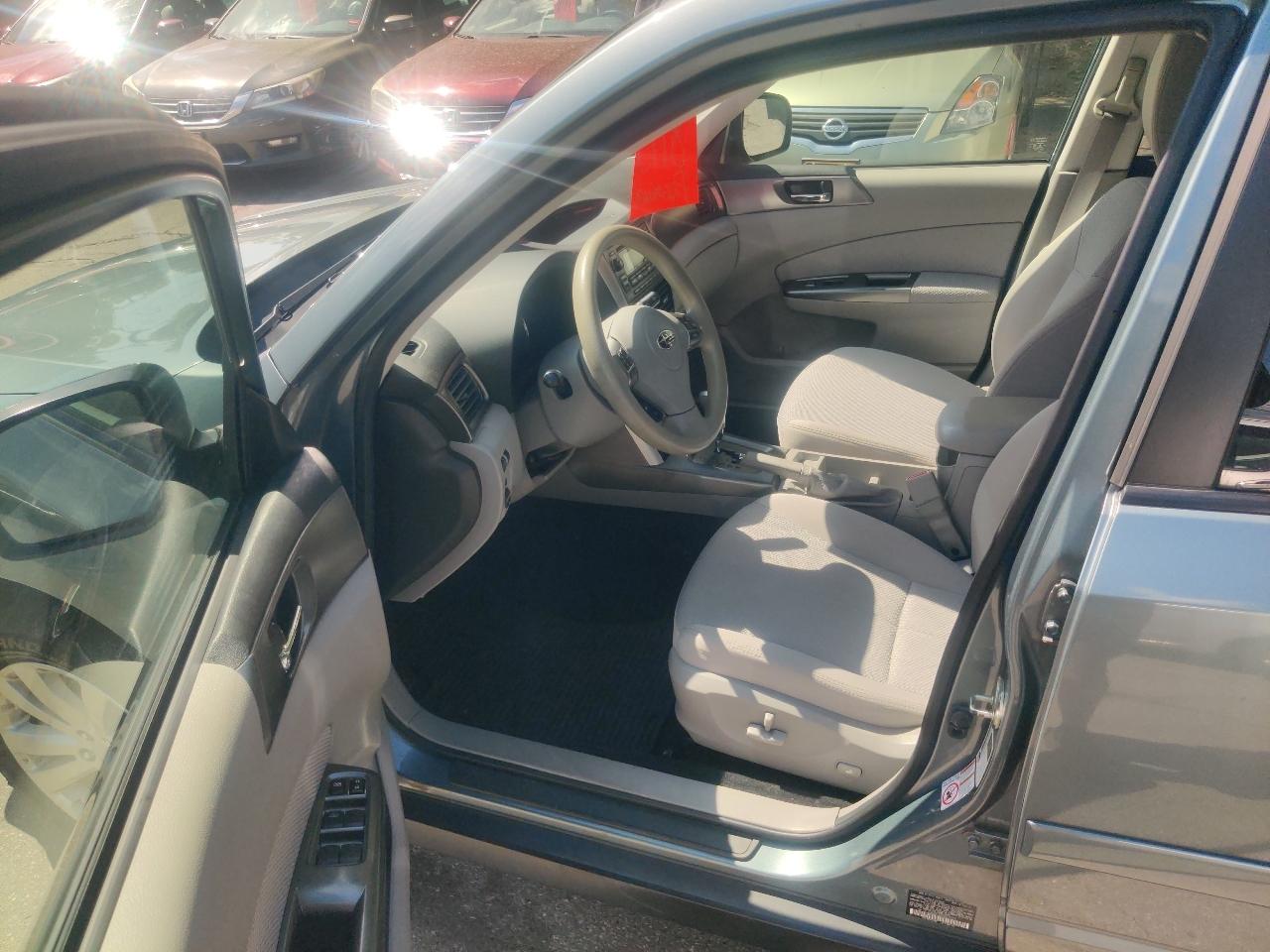 Subaru Forester 2.5X Premium 2013