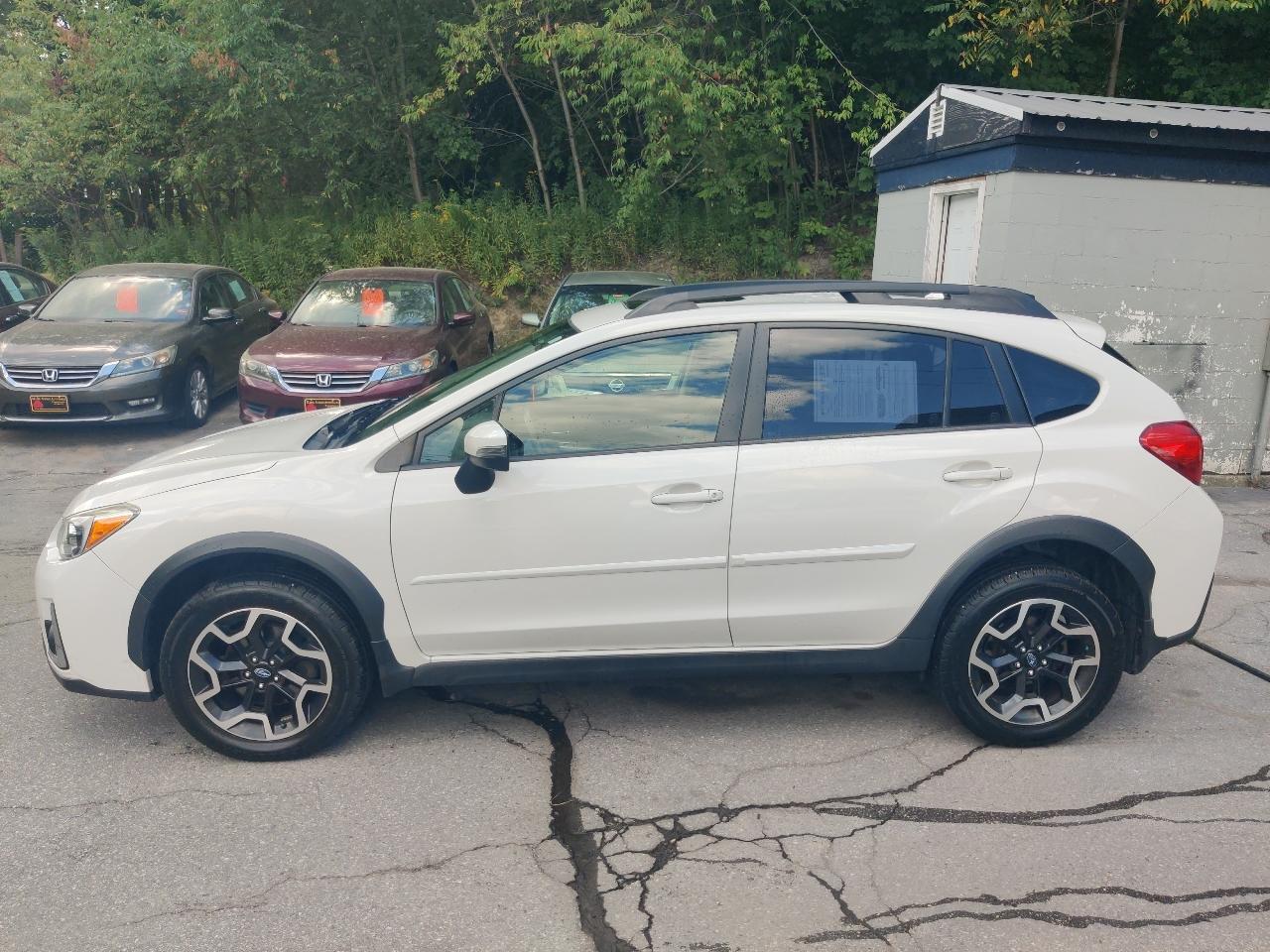 Subaru Crosstrek 2.0i Limited PZEV CVT 2016