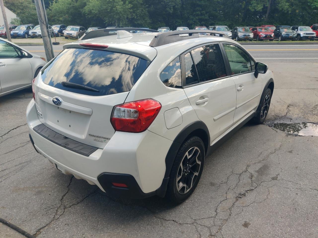 Subaru Crosstrek 2.0i Limited PZEV CVT 2016