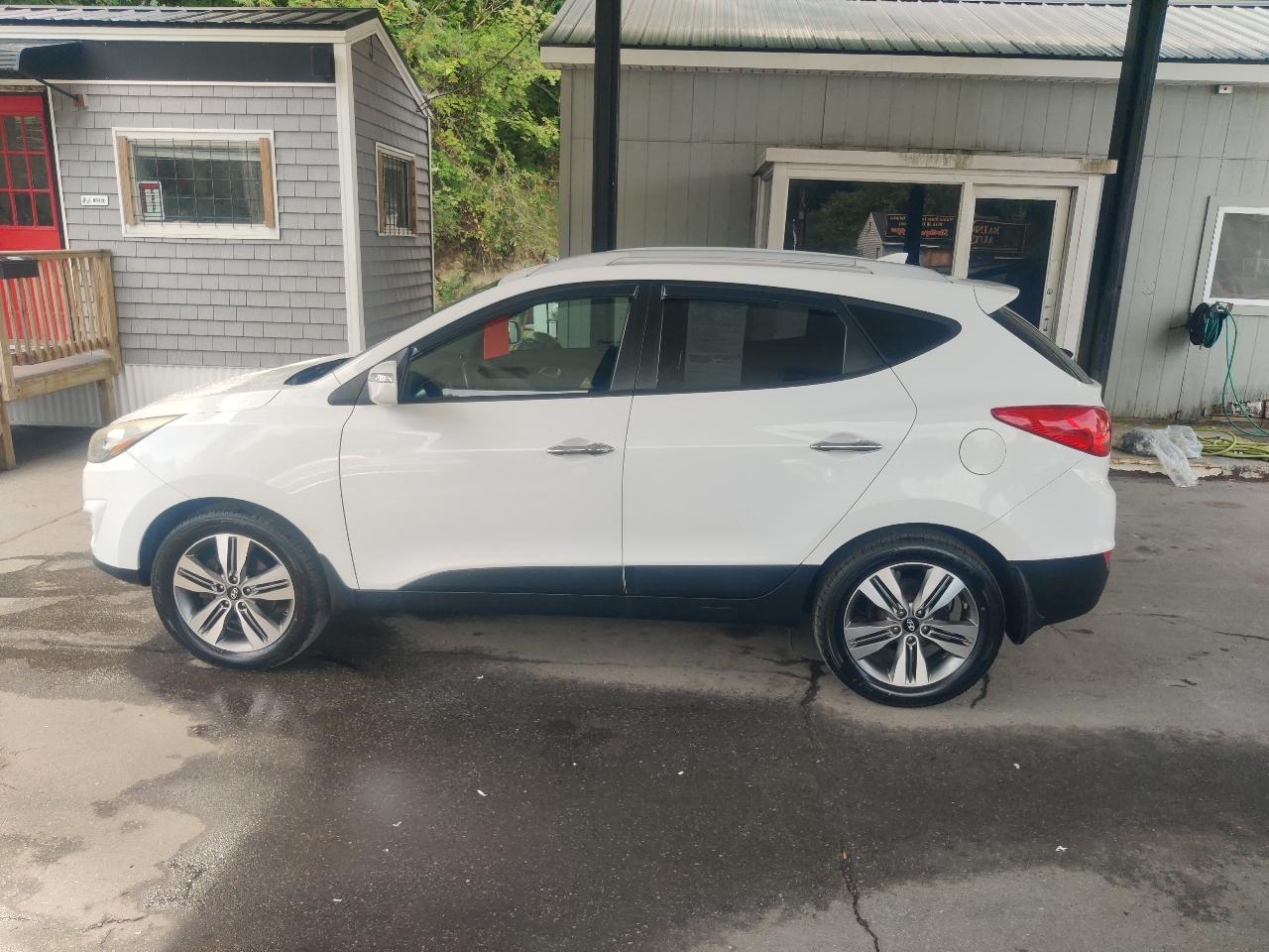 Hyundai Tucson Limited 4D SUV AWD 2014