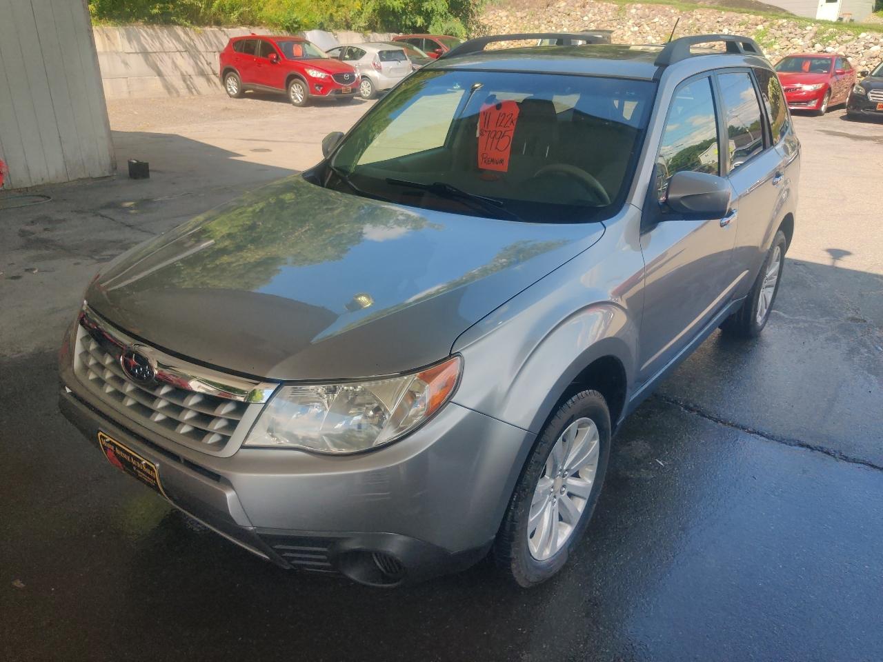 Subaru Forester 2.5X Premium 2011