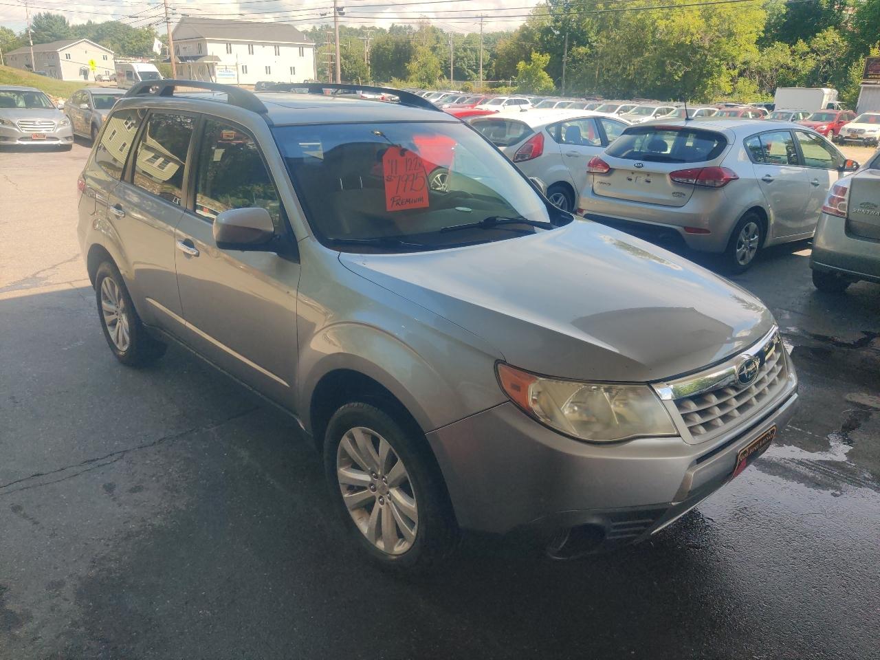 Subaru Forester 2.5X Premium 2011