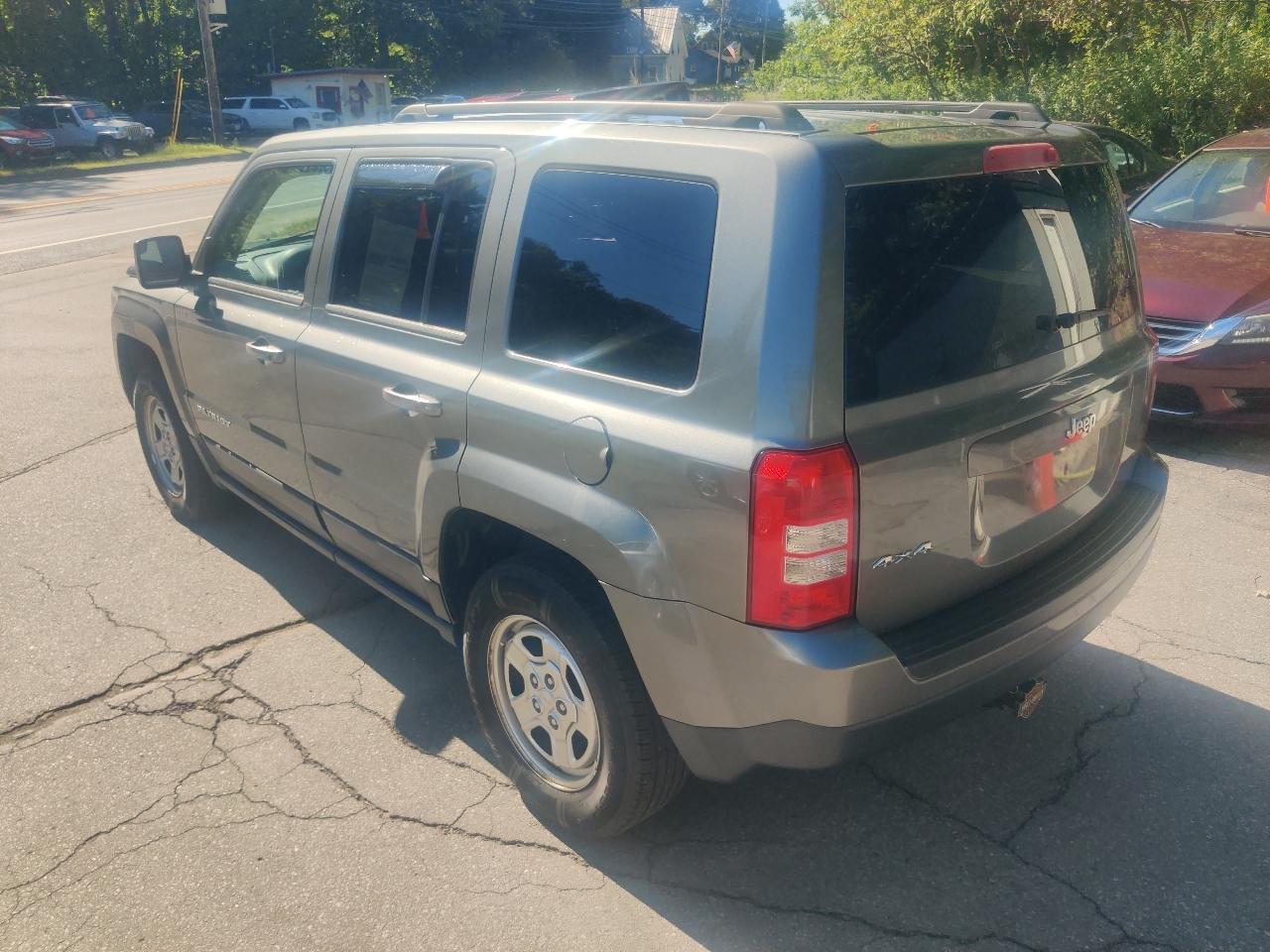 Jeep Patriot Sport 4WD 2012