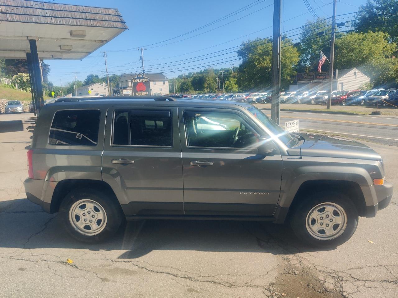 Jeep Patriot Sport 4WD 2012