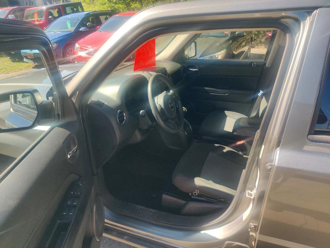 Jeep Patriot Sport 4WD 2012