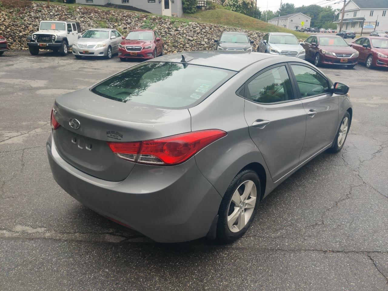 Hyundai Elantra SE Auto 2013