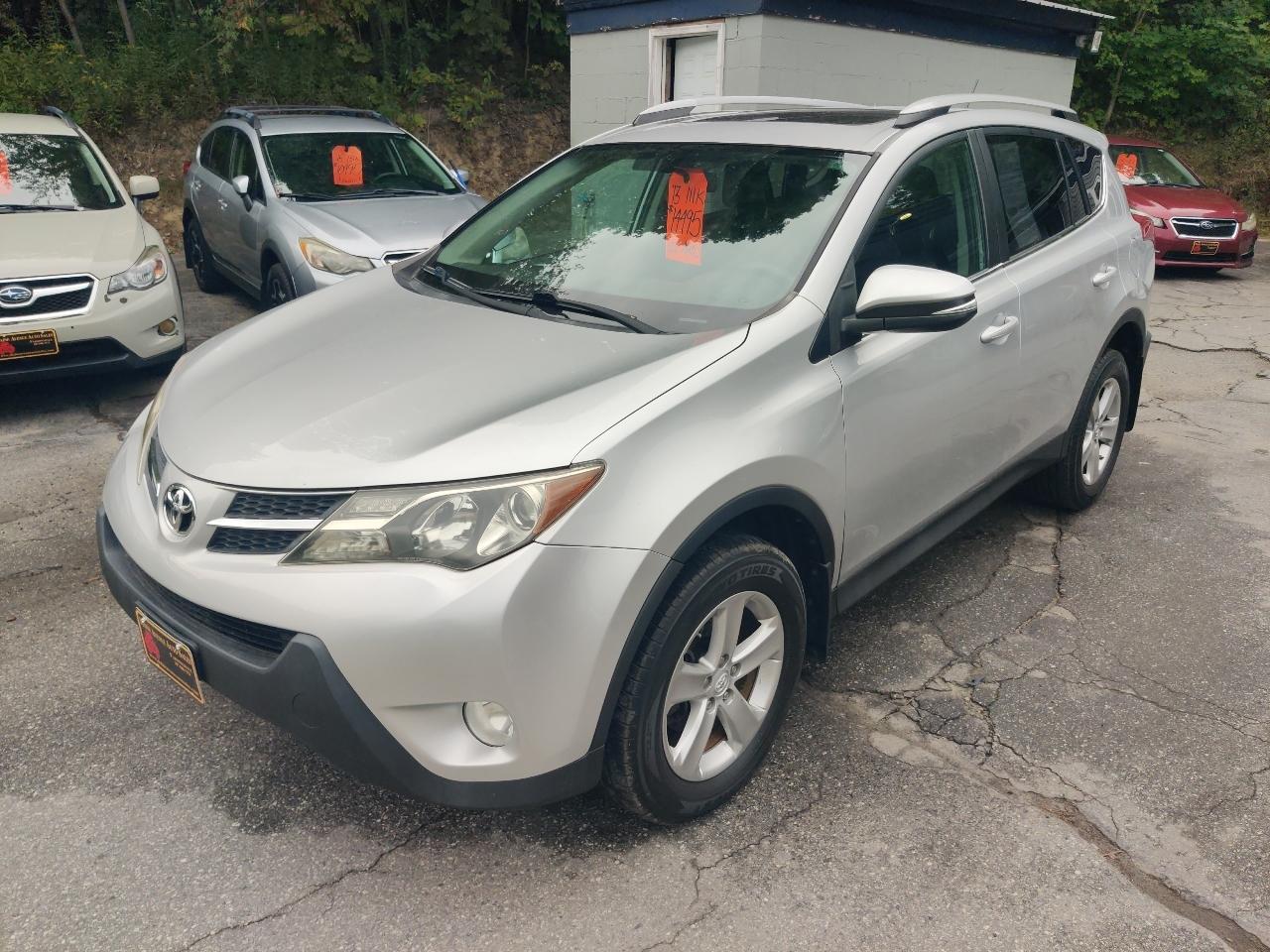 Toyota RAV4 XLE AWD 2013