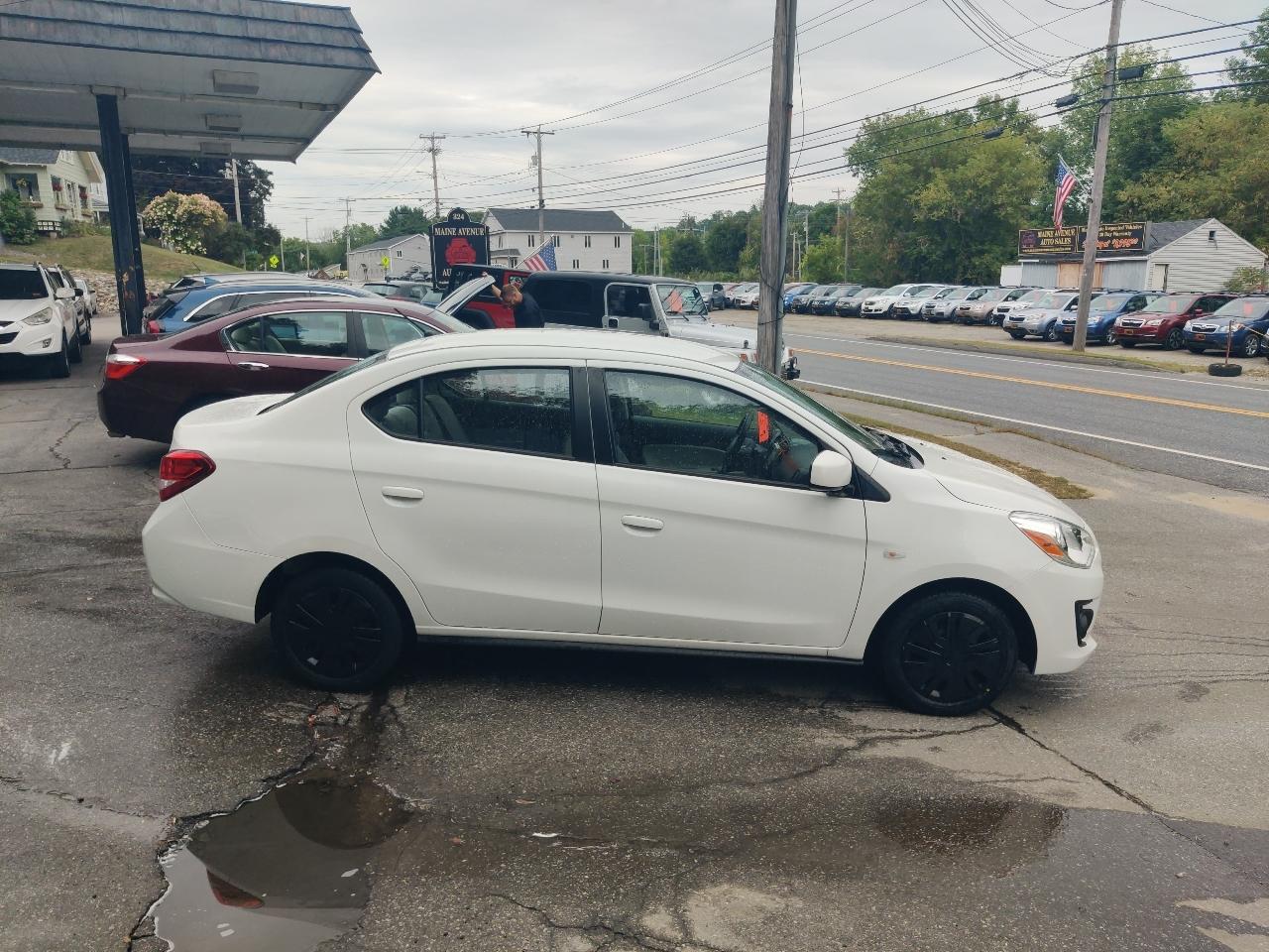 Mitsubishi Mirage G4 ES 4D Sedan at 2020