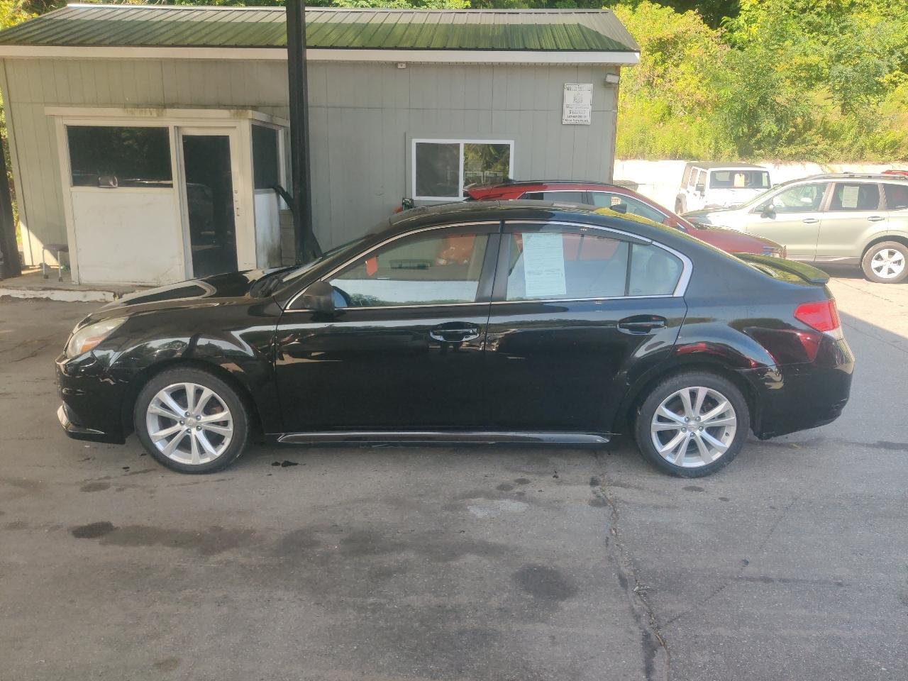 Subaru Legacy 2.5i Limited 2014
