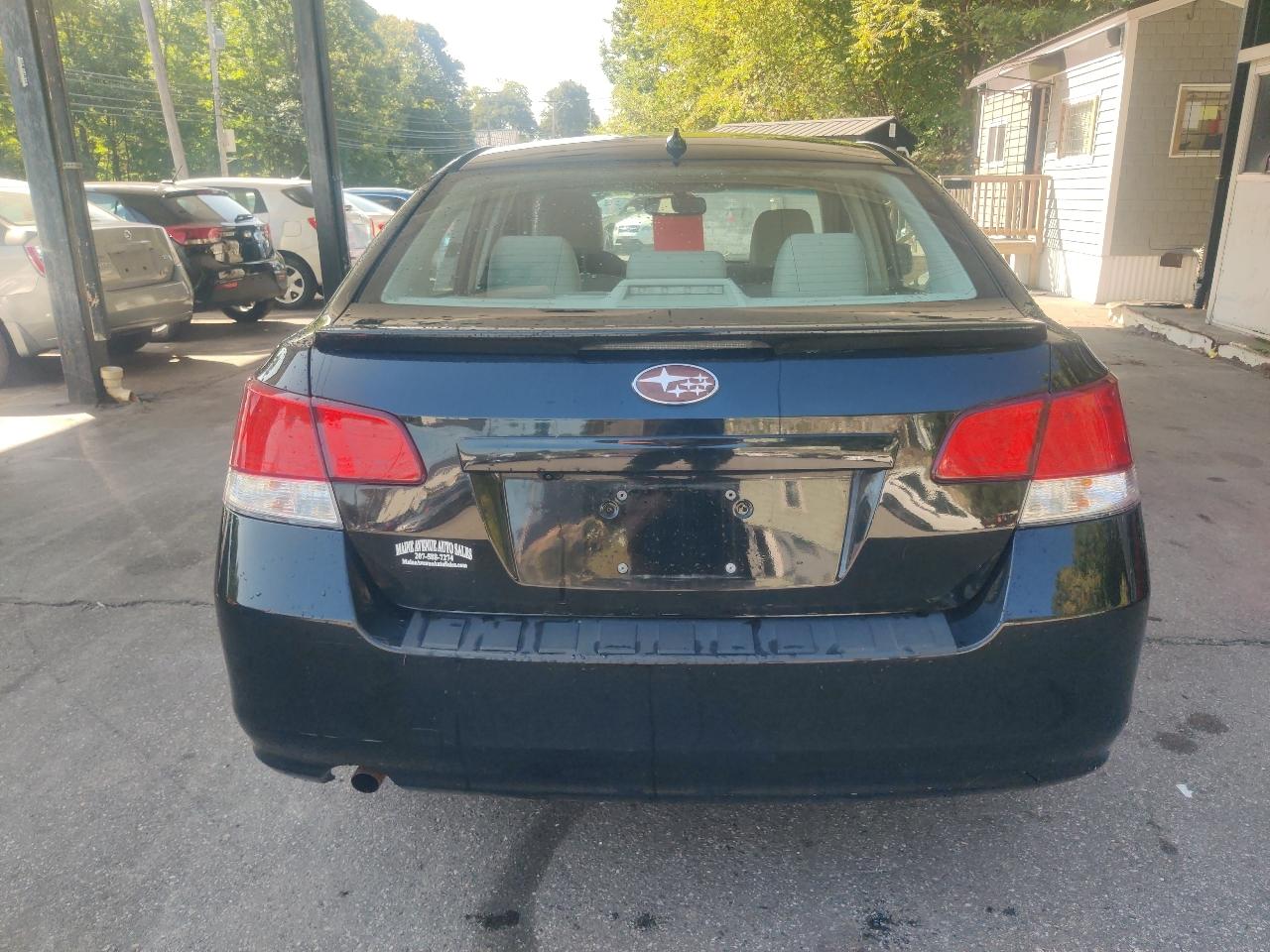 Subaru Legacy 2.5i Limited 2014