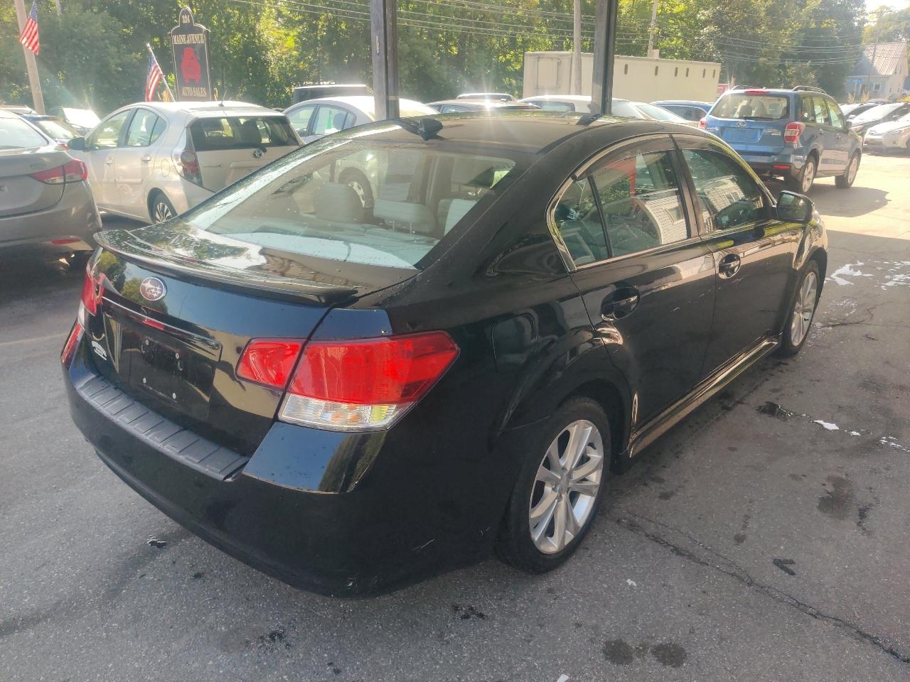 Subaru Legacy 2.5i Limited 2014