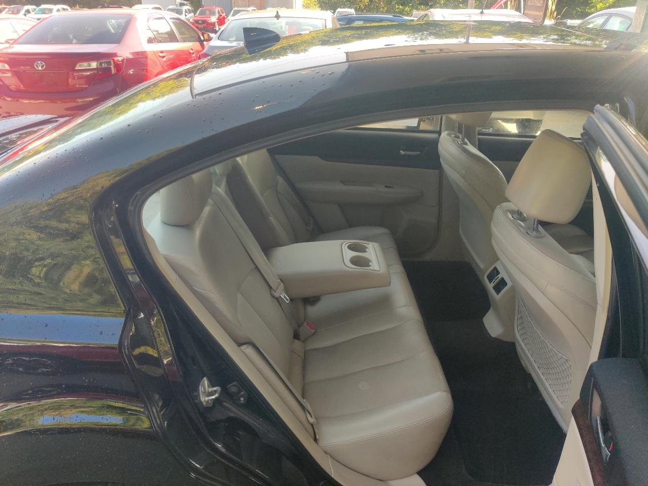 Subaru Legacy 2.5i Limited 2014