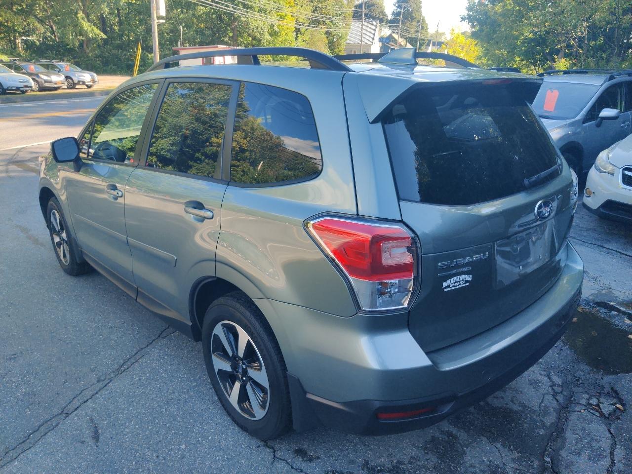 Subaru Forester 2.5i Premium PZEV CVT 2017