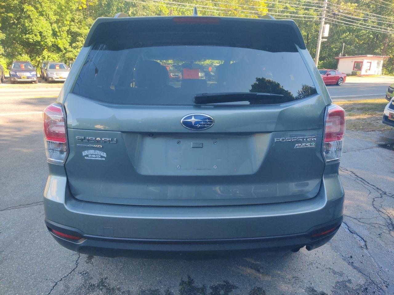 Subaru Forester 2.5i Premium PZEV CVT 2017