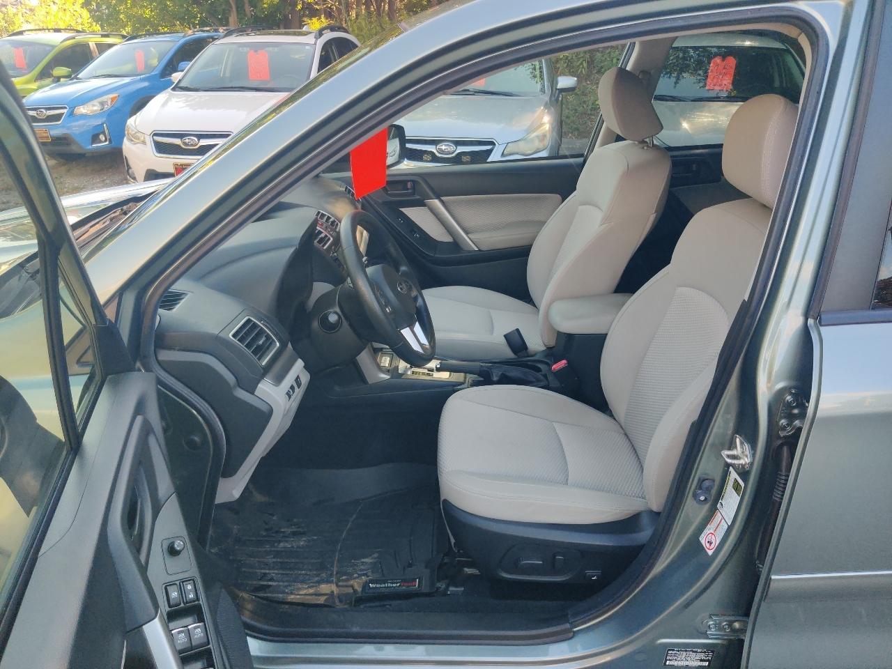 Subaru Forester 2.5i Premium PZEV CVT 2017