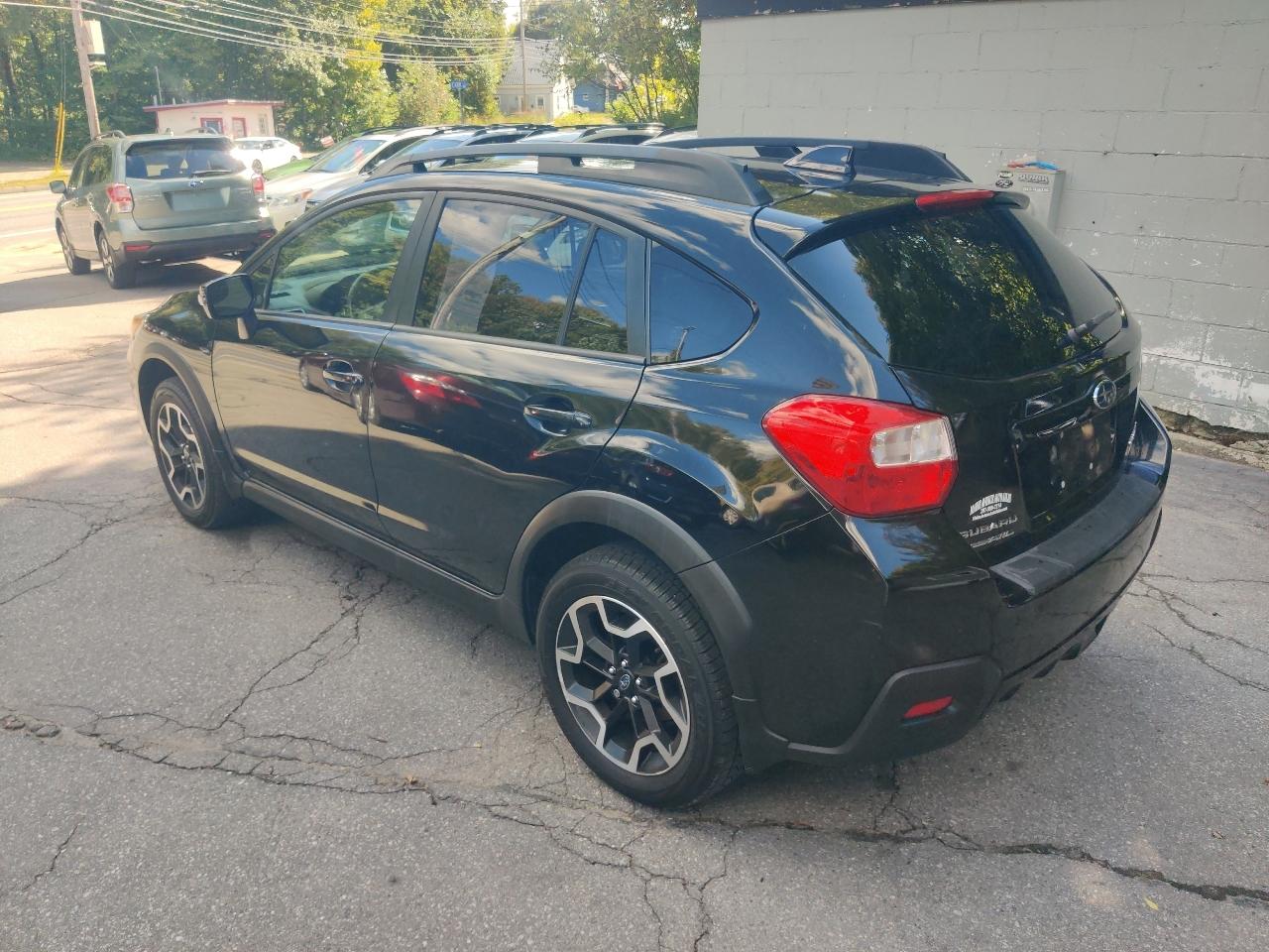 Subaru Crosstrek 2.0i Limited PZEV CVT 2016