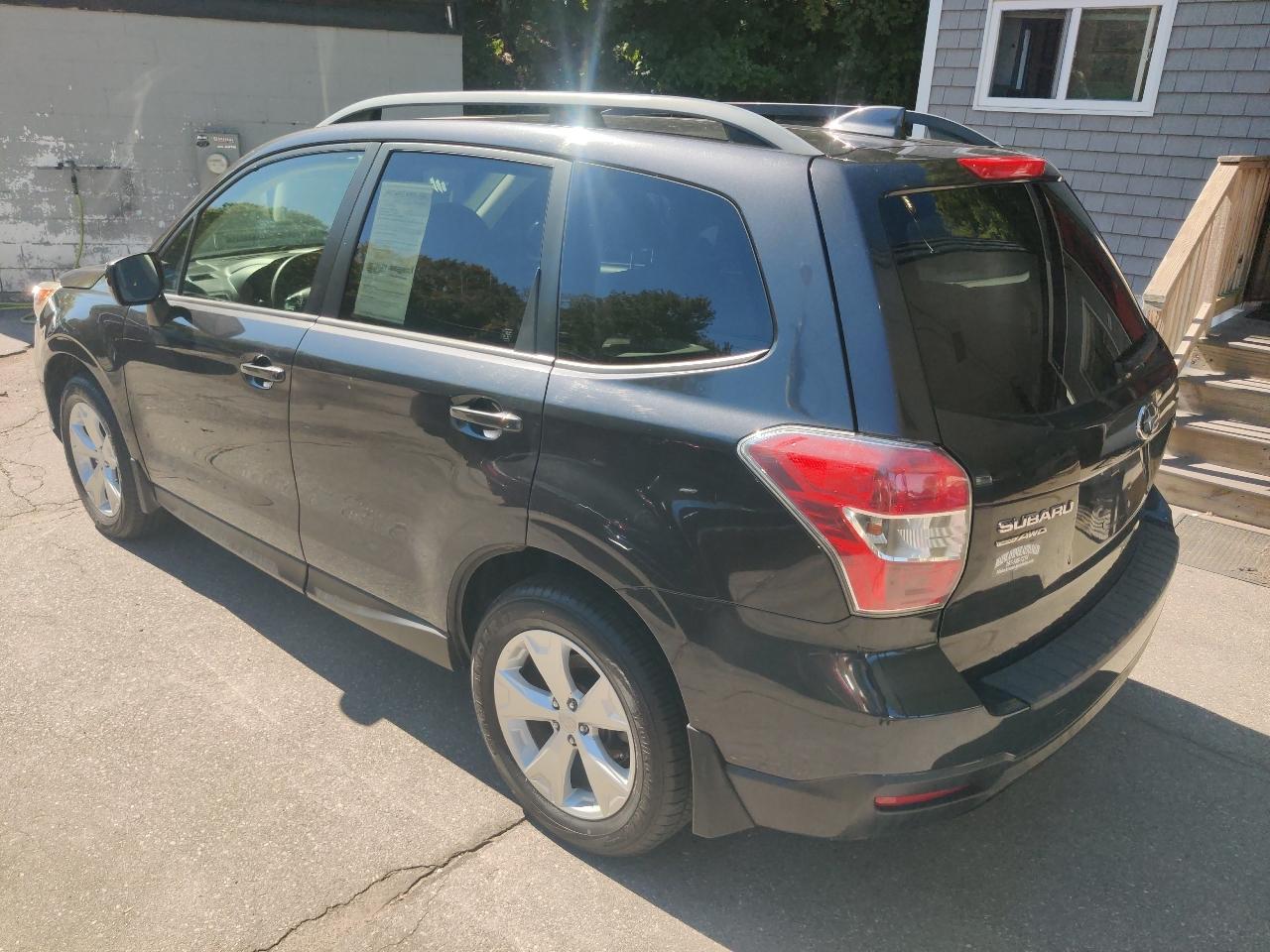 Subaru Forester 2.5i Premium PZEV CVT 2016