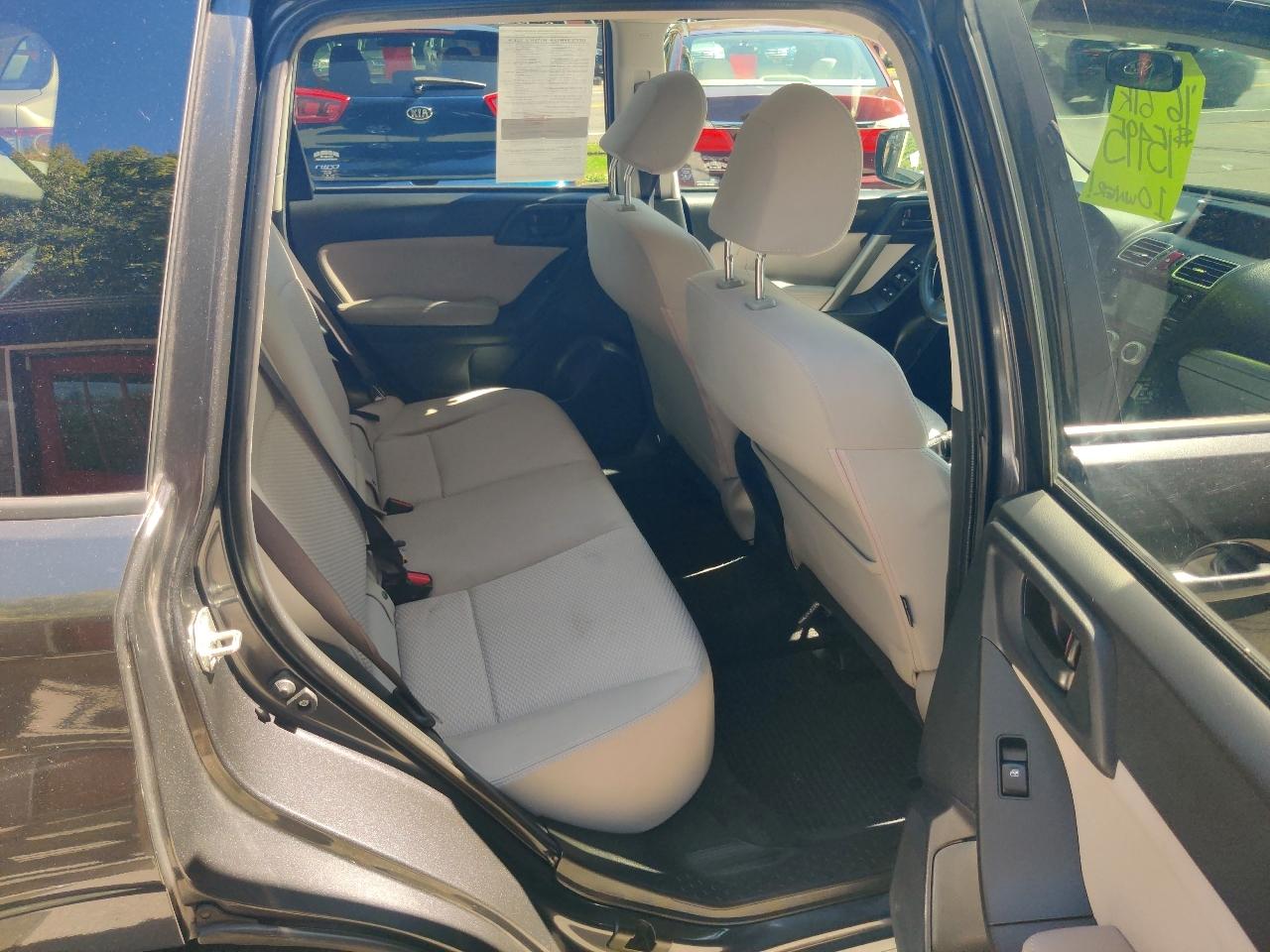 Subaru Forester 2.5i Premium PZEV CVT 2016