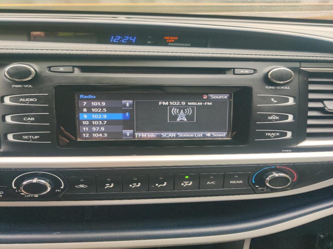 Toyota Highlander LE Plus AWD V6 2019
