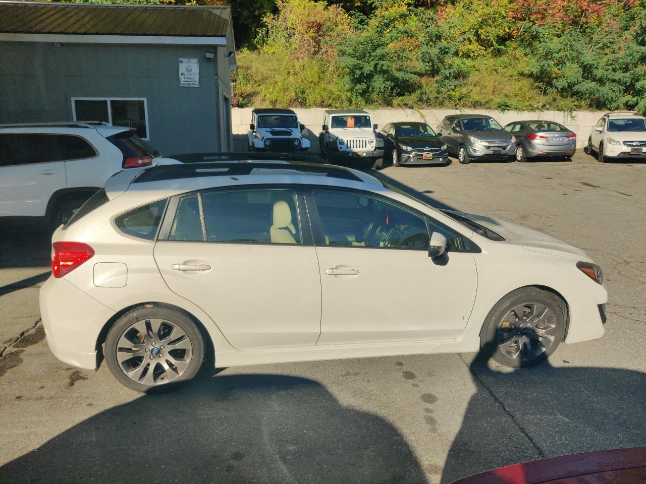 Subaru Impreza 2.0i Sport Limited PZEV 5-Door 2016