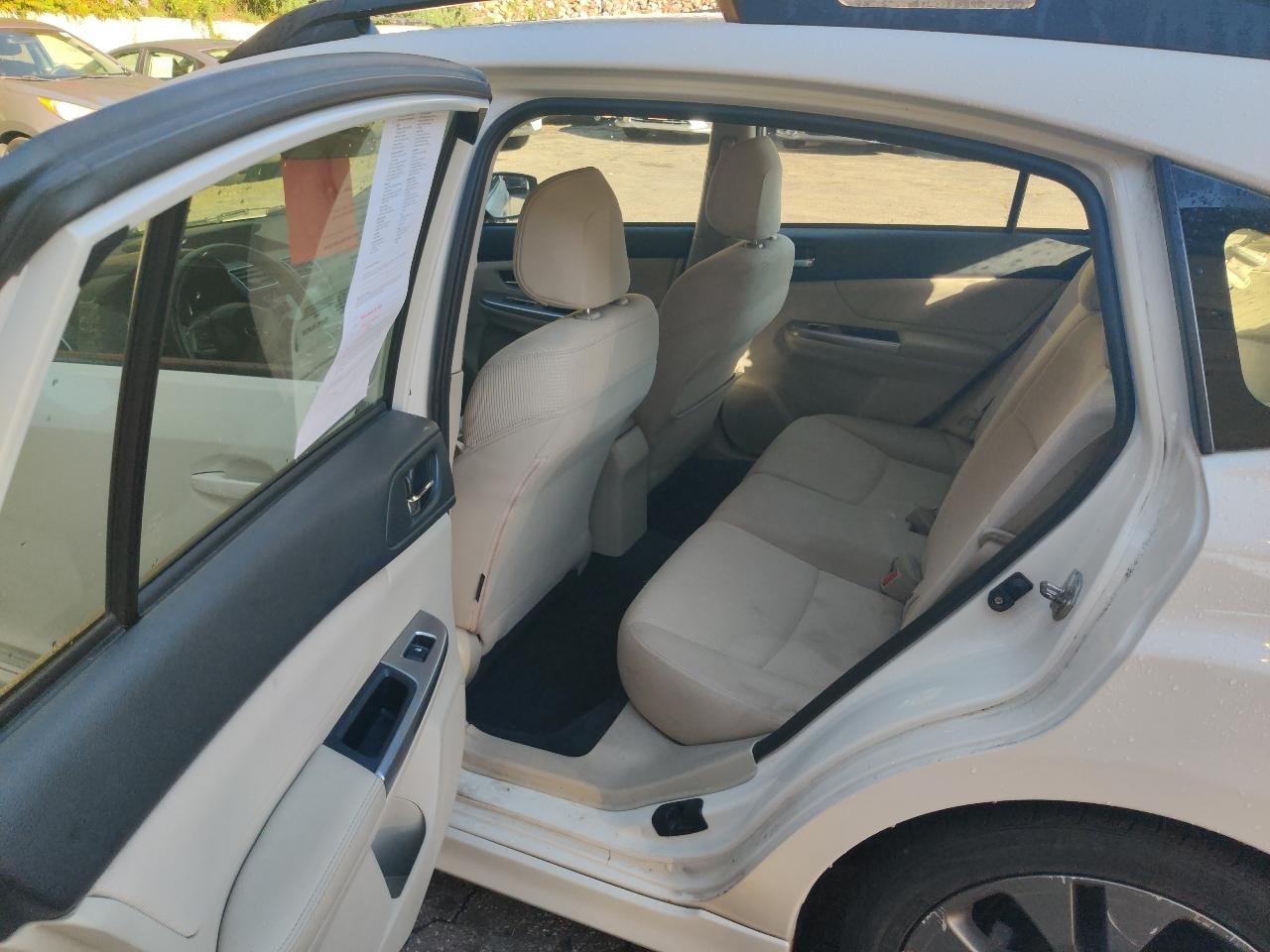 Subaru Impreza 2.0i Sport Limited PZEV 5-Door 2016