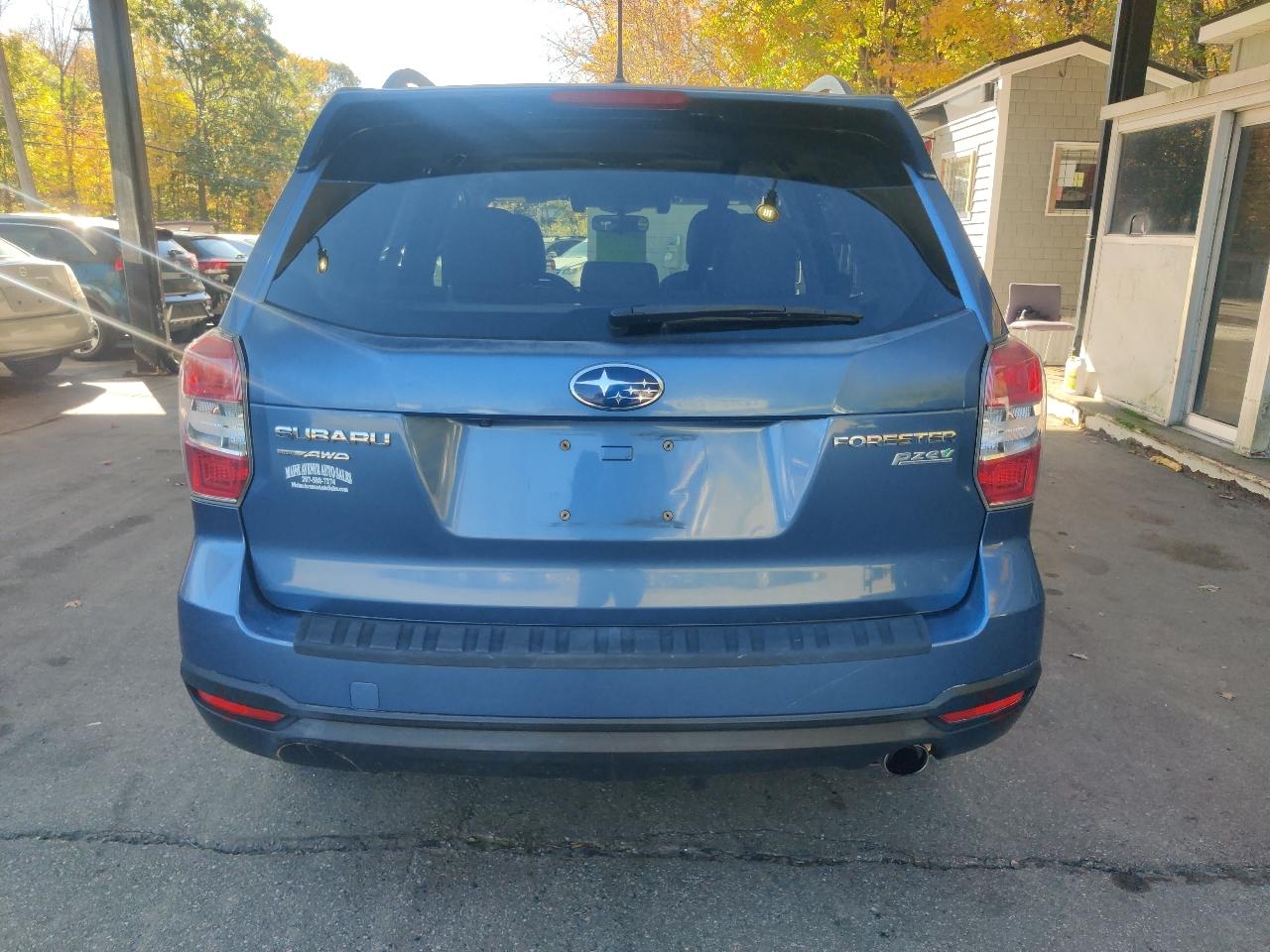 Subaru Forester 2.5i Limited w/EyeSight Pkg 2015