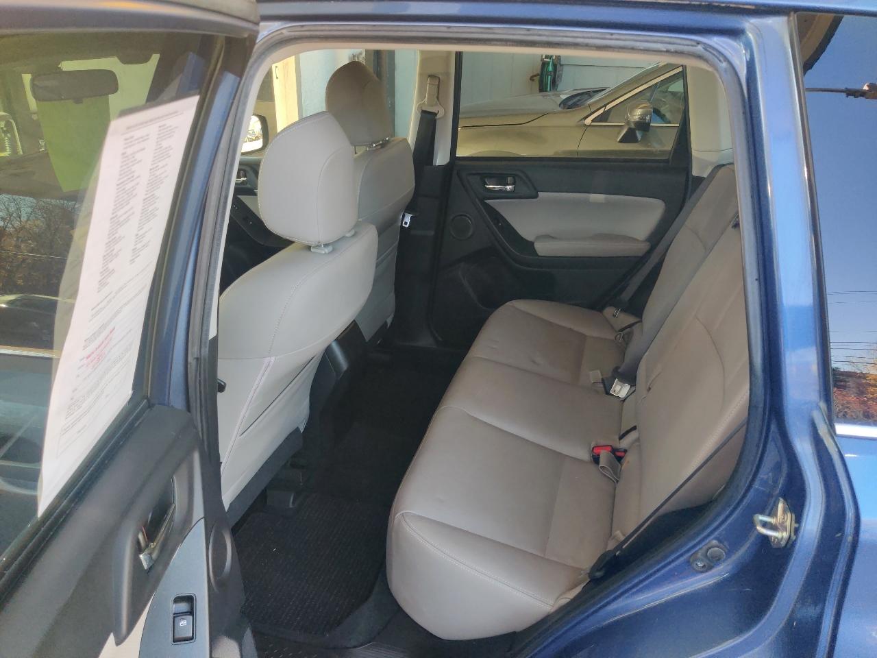 Subaru Forester 2.5i Limited w/EyeSight Pkg 2015