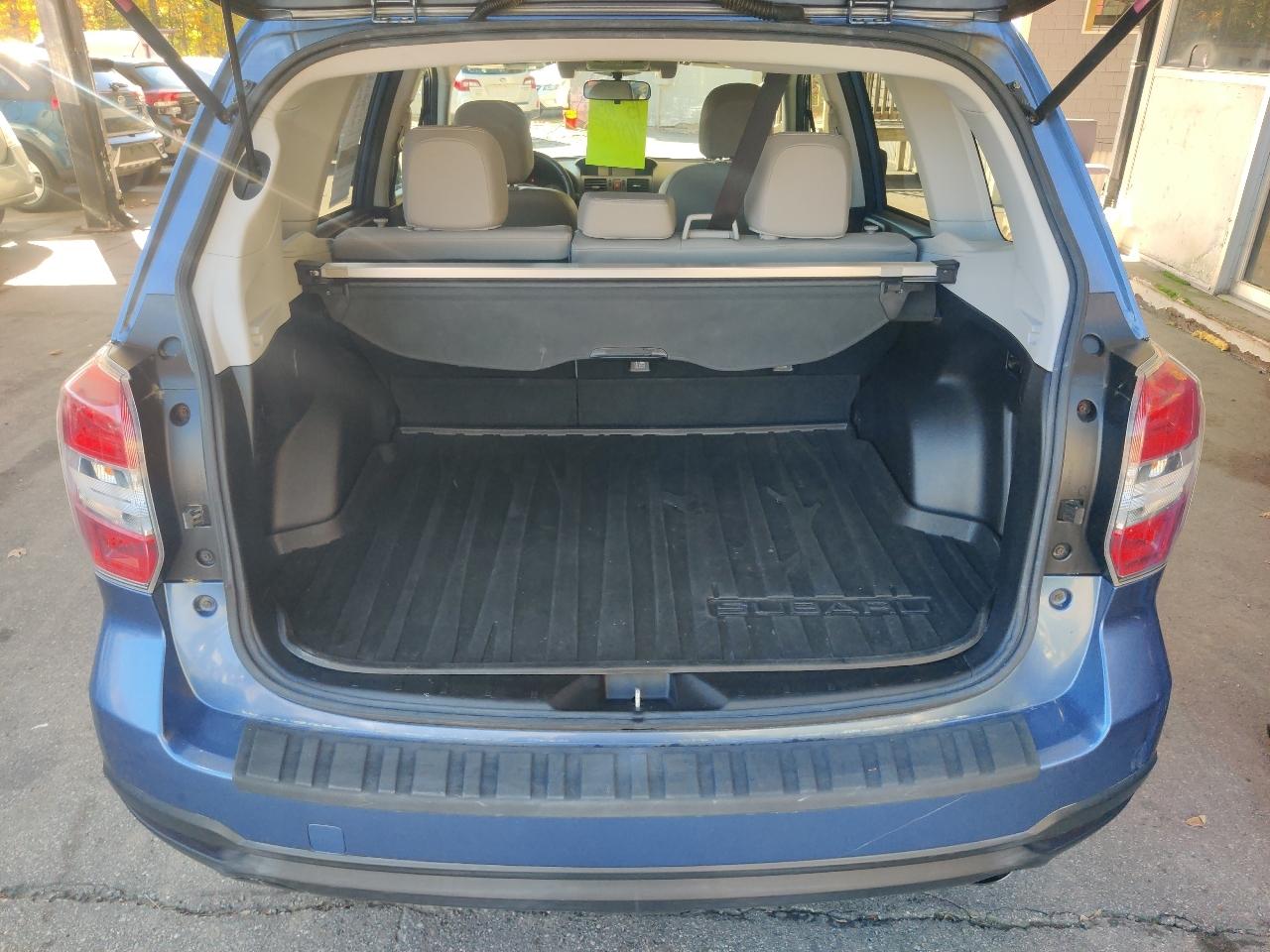 Subaru Forester 2.5i Limited w/EyeSight Pkg 2015