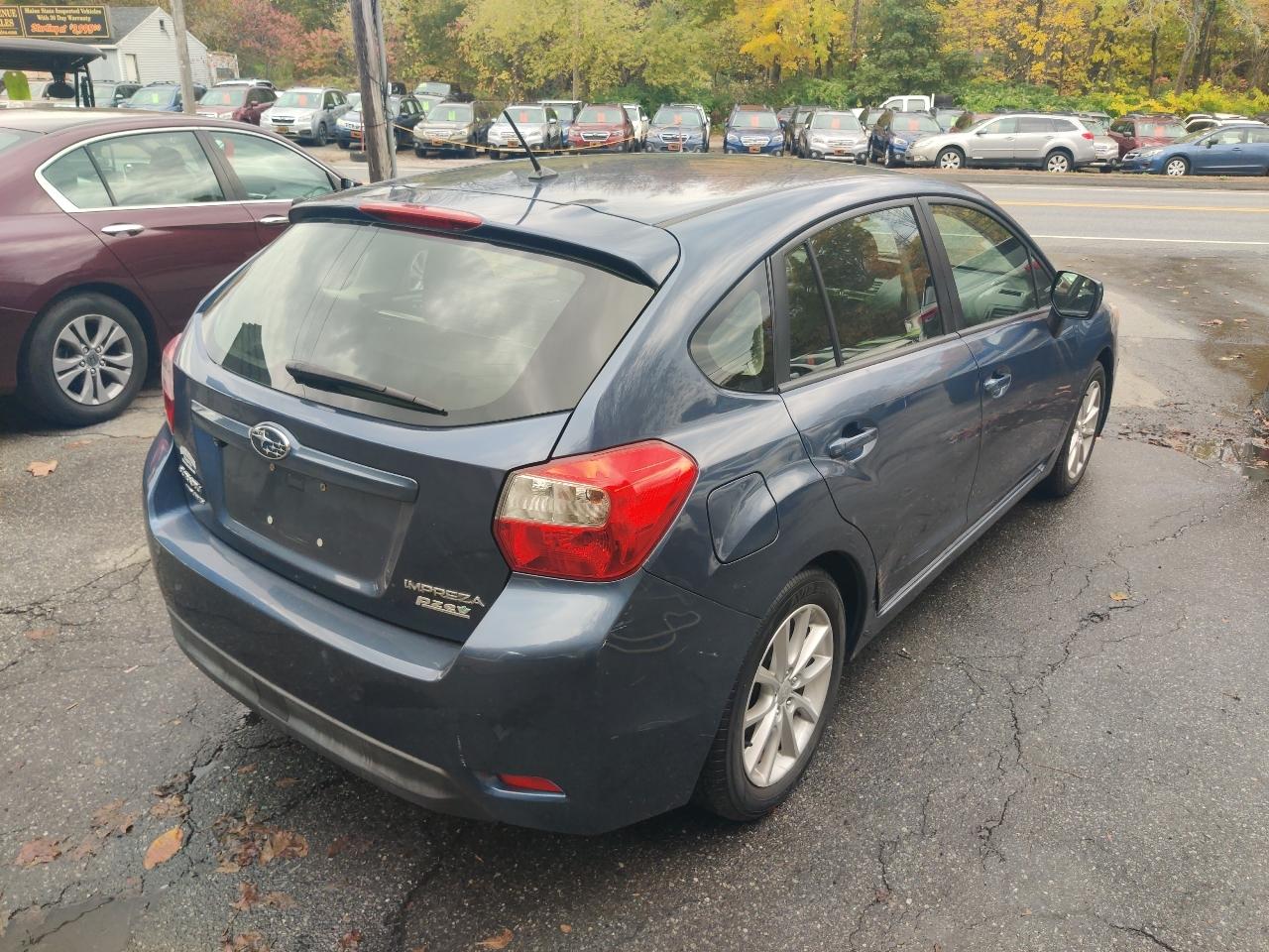 Subaru Impreza 2.0i Premium 5-Door w/All Weather Package 2013