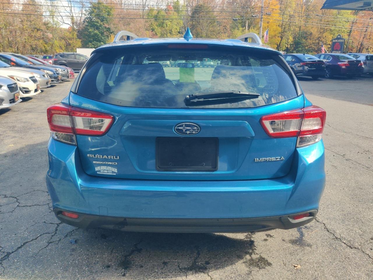 Subaru Impreza 2.0i Premium CVT 5-Door 2018