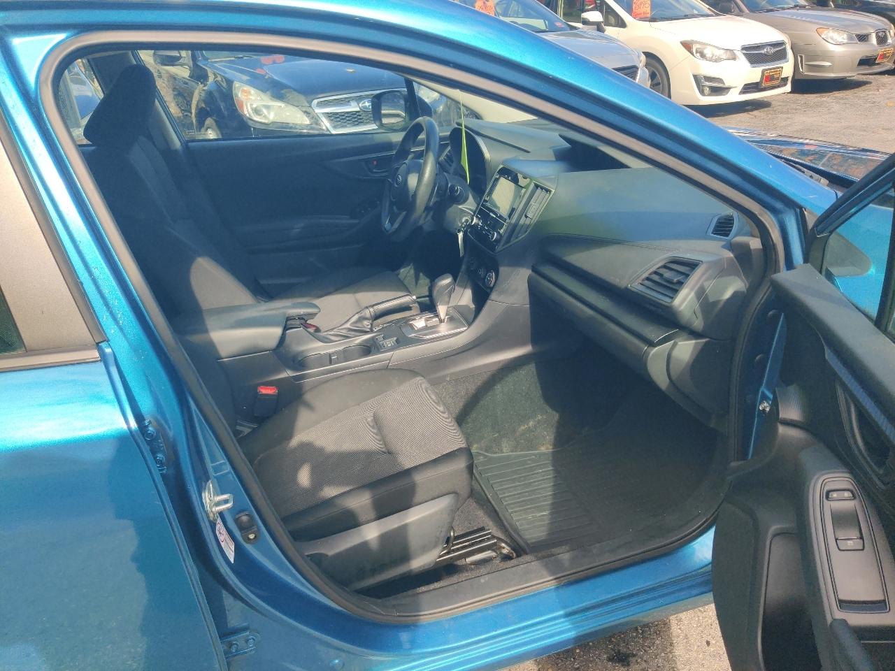 Subaru Impreza 2.0i Premium CVT 5-Door 2018
