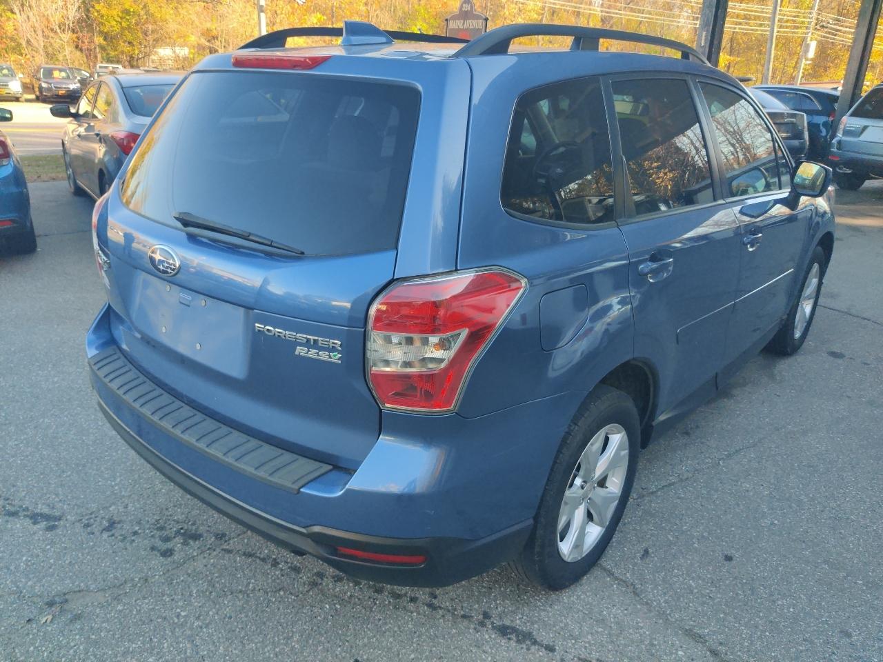 Subaru Forester 2.5i Premium PZEV CVT 2016
