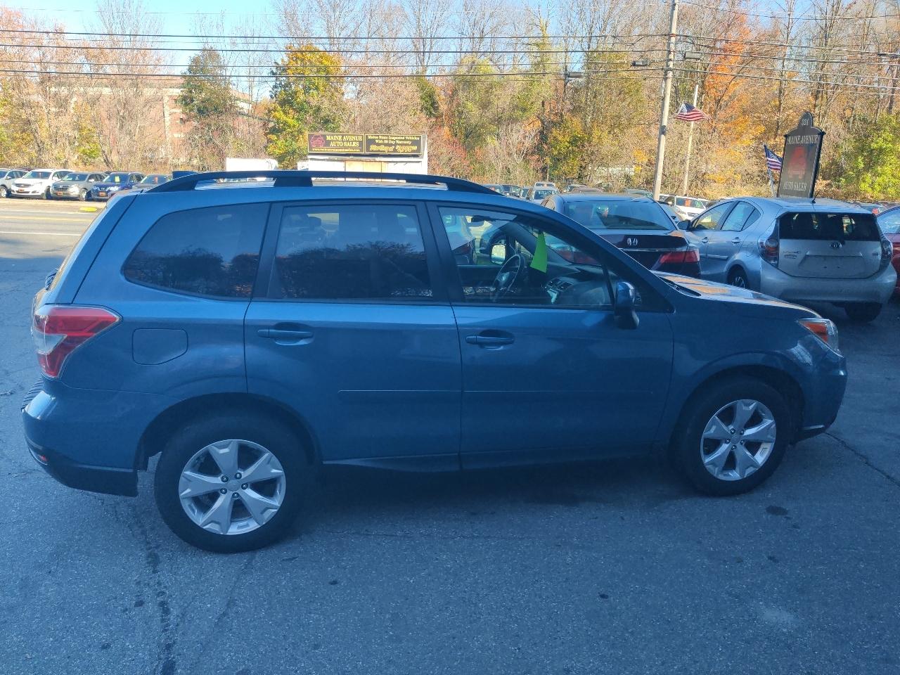 Subaru Forester 2.5i Premium PZEV CVT 2016