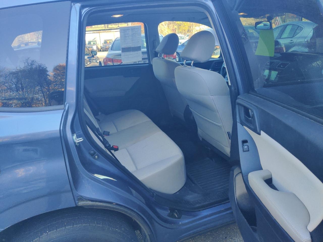 Subaru Forester 2.5i Premium PZEV CVT 2016