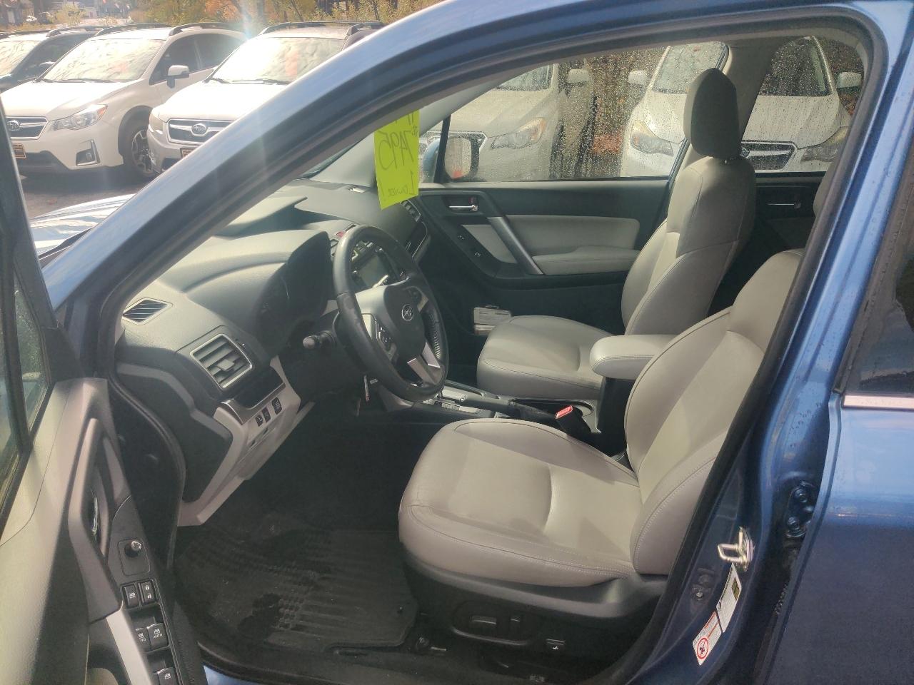 Subaru Forester 2.5i Limited 2017