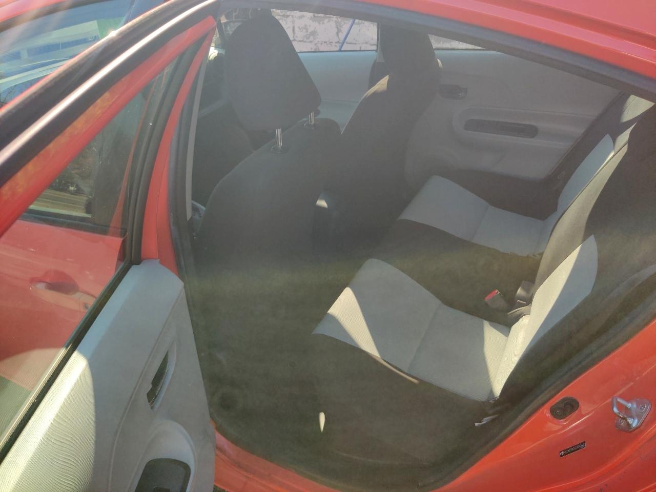 Toyota Prius c One 2013