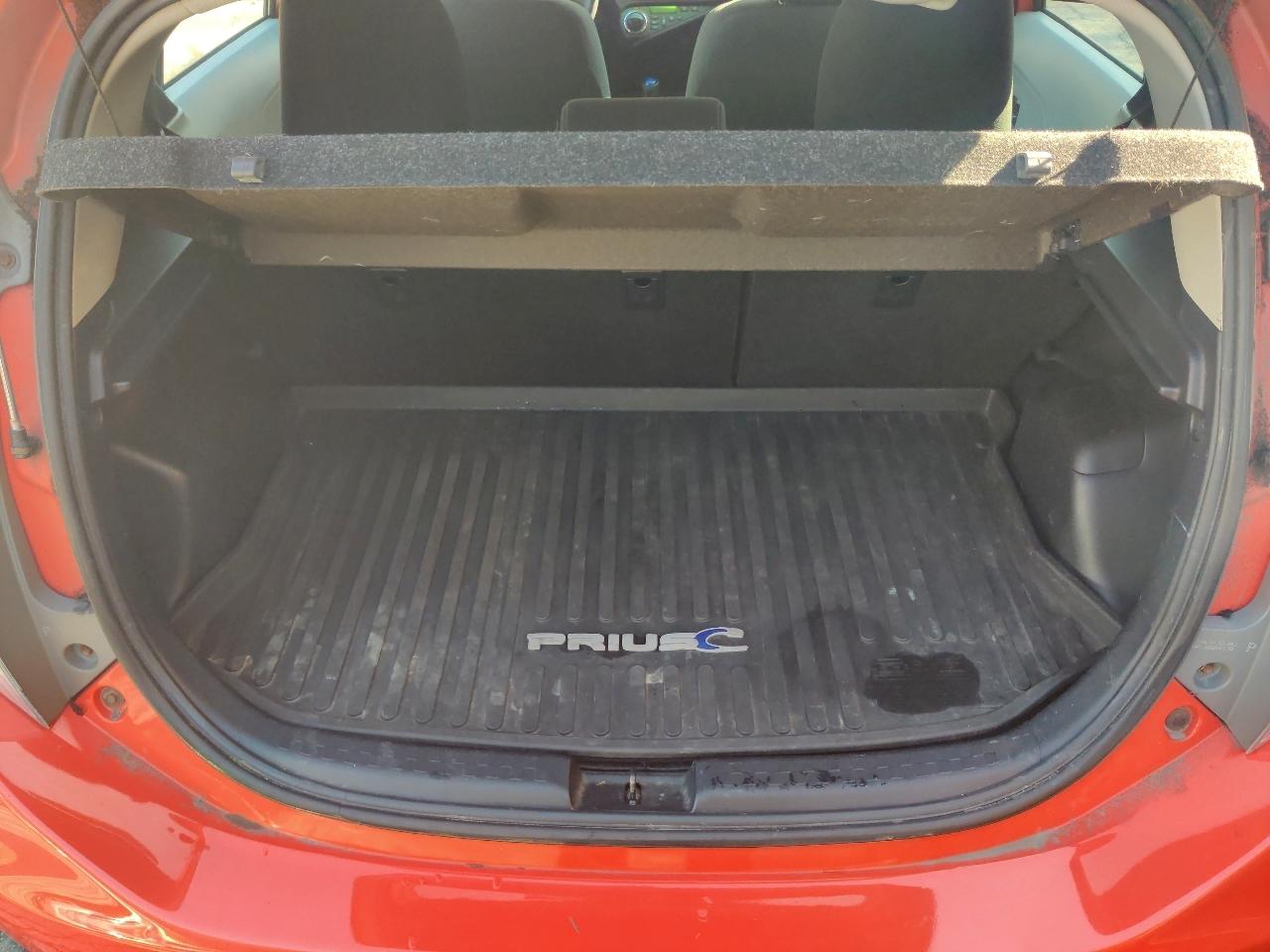 Toyota Prius c One 2013