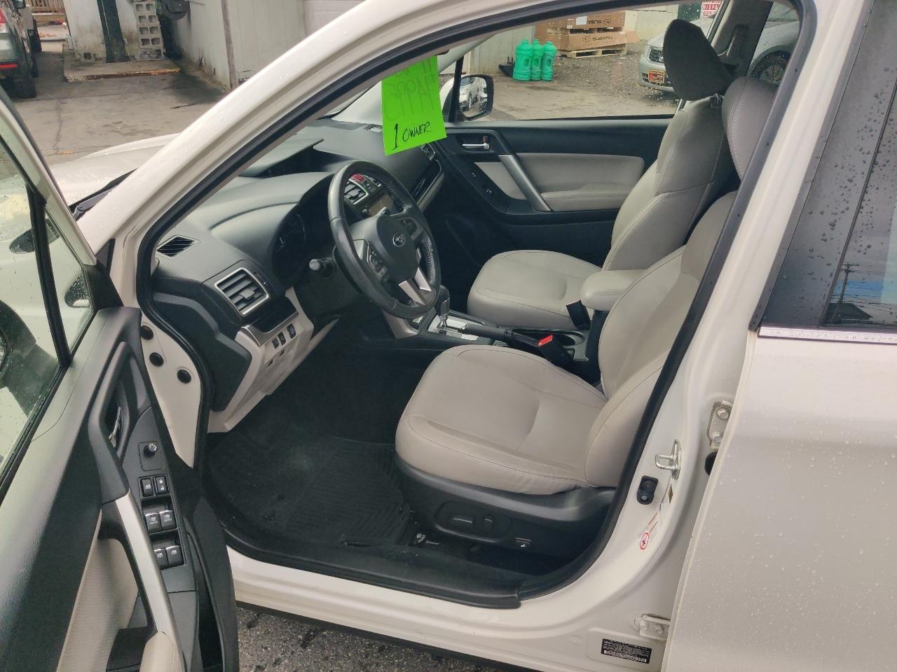Subaru Forester 2.5i Limited 2017